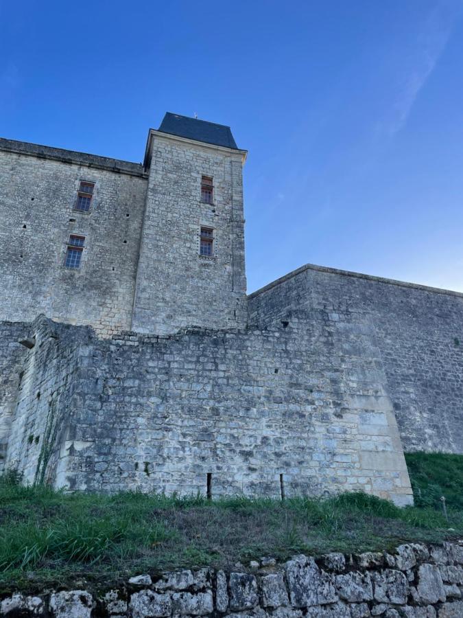 Auberge Du Boisne Villebois-Lavalette エクステリア 写真