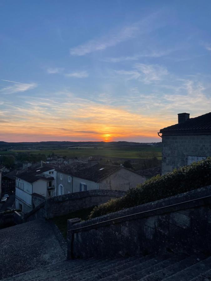 Auberge Du Boisne Villebois-Lavalette エクステリア 写真